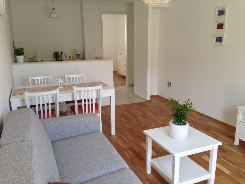 Apartments Silvija Mokošica Exteriör bild